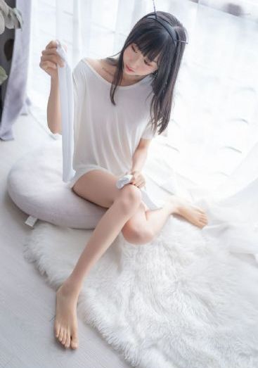 《年轻女教师》在线观看_BD国语在线视频观看